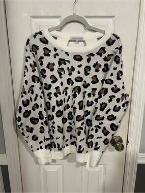 Miss Sparkling White Leopard Print Open Back Sweater